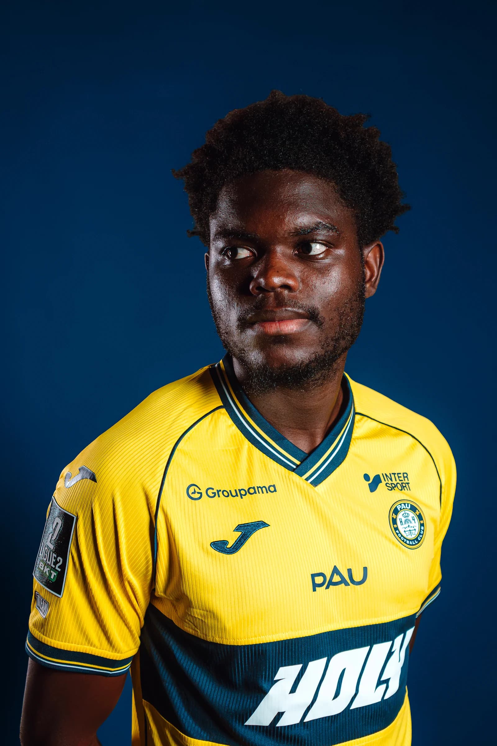 Rony Mimb sous le maillot du Pau FC