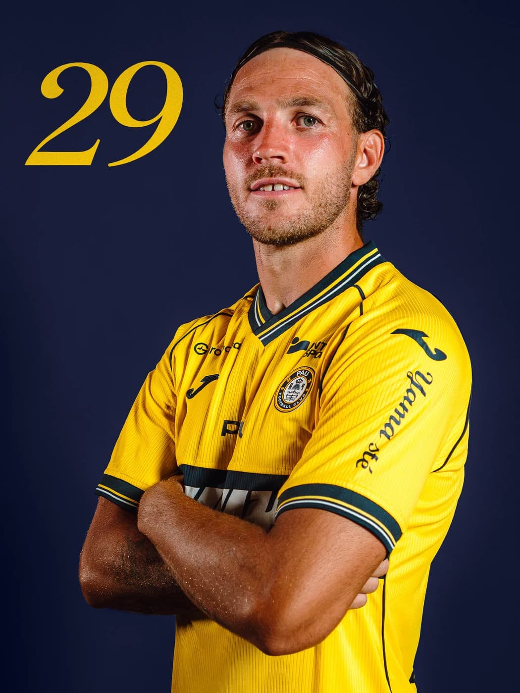Portrait de Gaëtan Paquiez en maillot du Pau FC