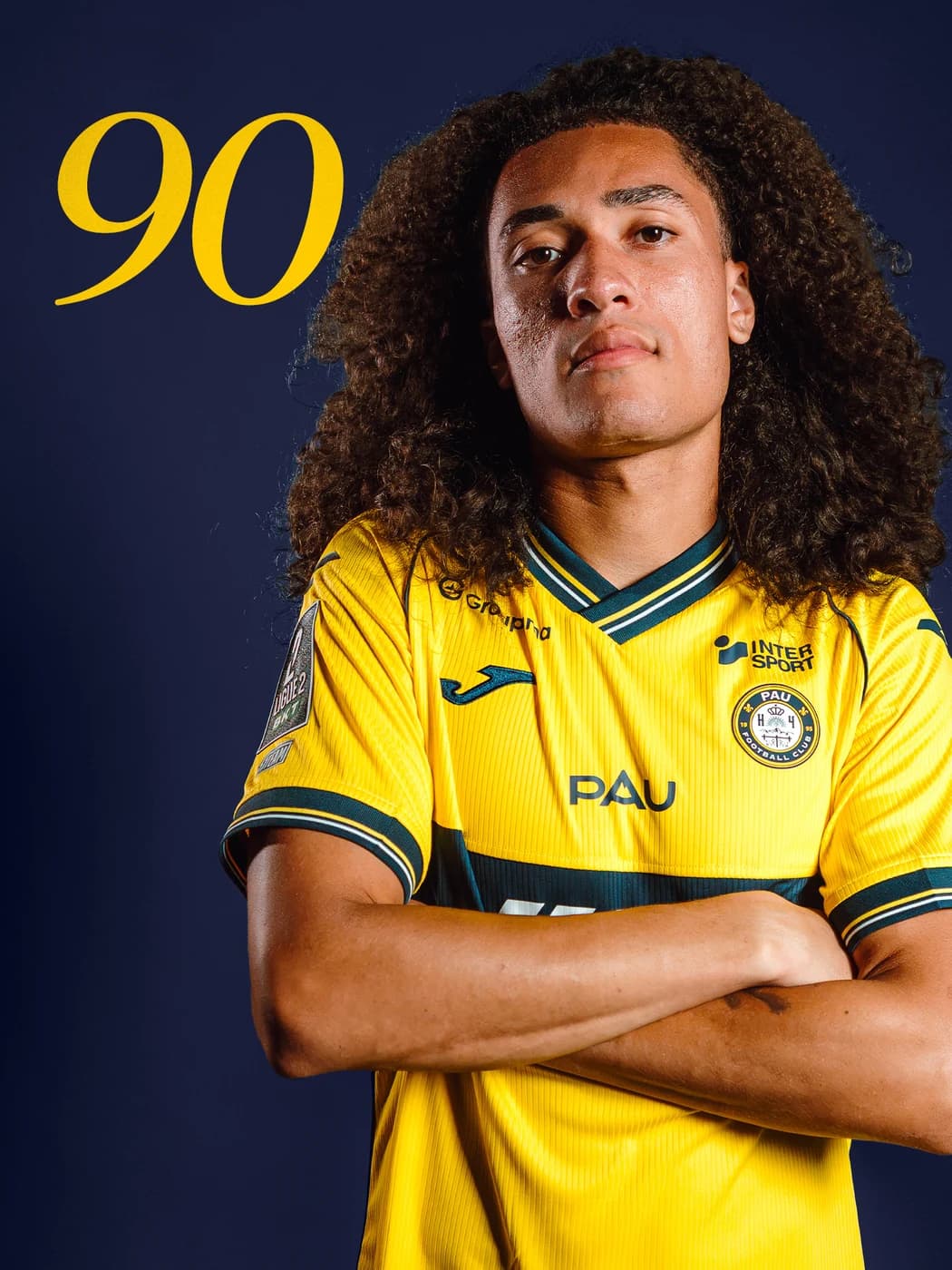 Portrait de Kylian Gasnier en maillot du Pau FC