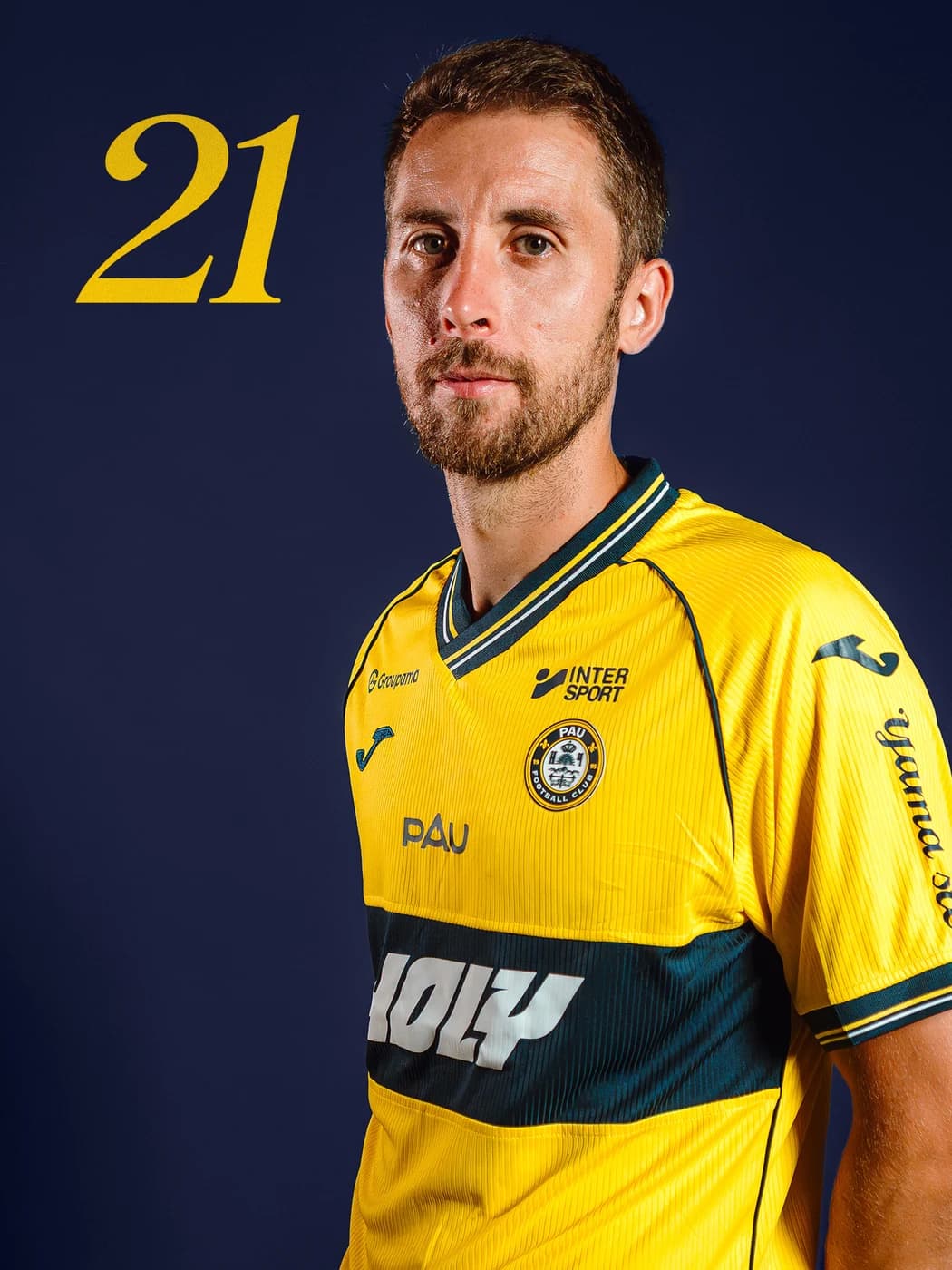Portrait de Jessy Benet en maillot du Pau FC