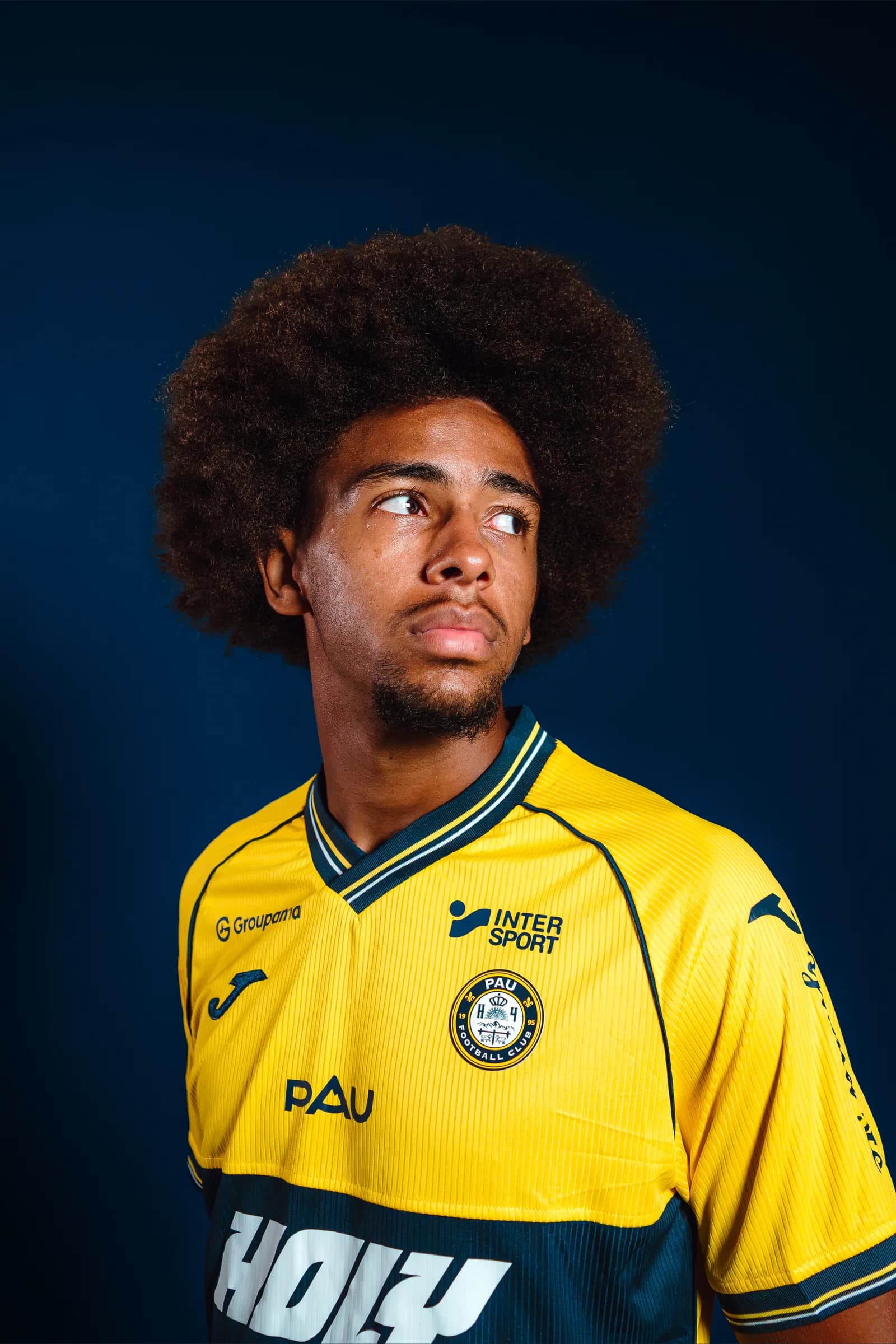 Luan Gadegbeku sous le maillot du Pau FC