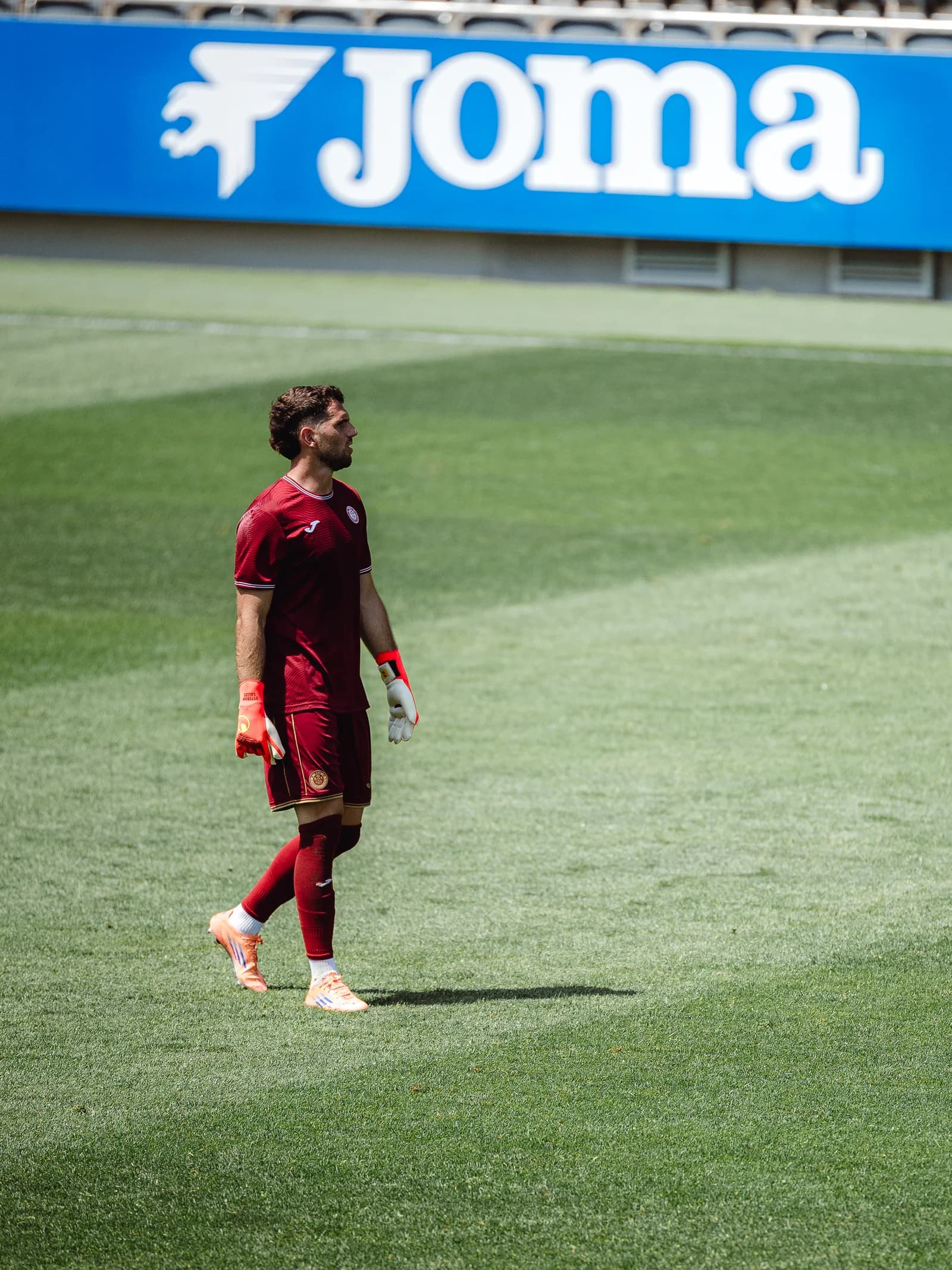 Esteban Salles sous le maillot du Pau FC